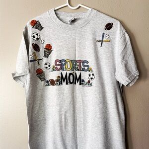 Vintage 1999 Sports Mom Graphic Tee Wraparound basketball soccer football